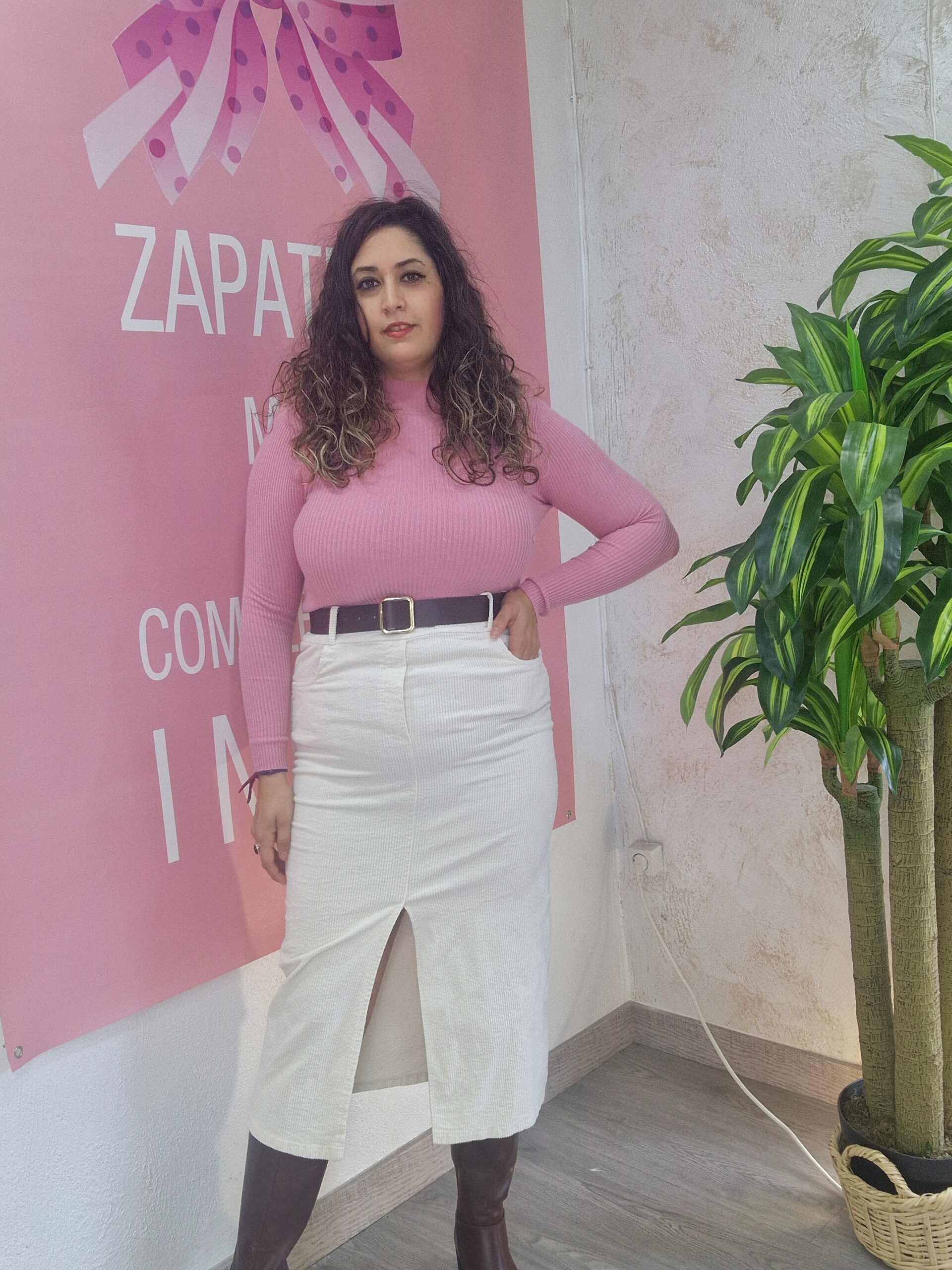 20251115_123634 Falda Bella - Imagen 1