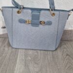 Bolso celeste